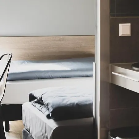 Schlafwerk Stuttgart-nord -self-check In - Keine Rezeption-lowbudget-cashless Korntal-Münchingen