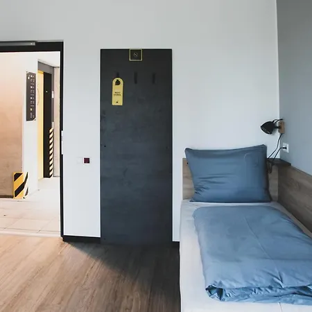 Aparthotel Schlafwerk Stuttgart-nord Volldigitales Hotel-self-check In - Keine Rezeption-lowbudget-cashless